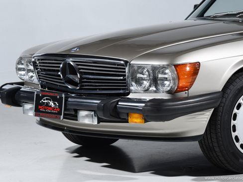Used 1988 Mercedes-Benz 560 SL image 30