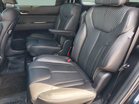 Used 2024 Hyundai Palisade Calligraphy FWD image 16