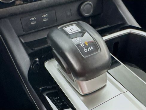 Used 2025 Mitsubishi Outlander SE image 20