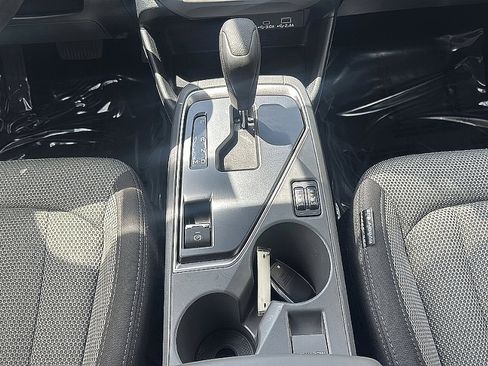 Certified 2024 Subaru Crosstrek 2.0i Premium AWD/4WD image 35