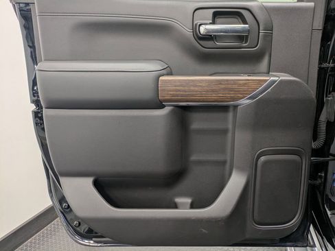 Used 2021 Chevrolet Silverado 1500 High Country w/ LPO, Dark Essentials Package image 22