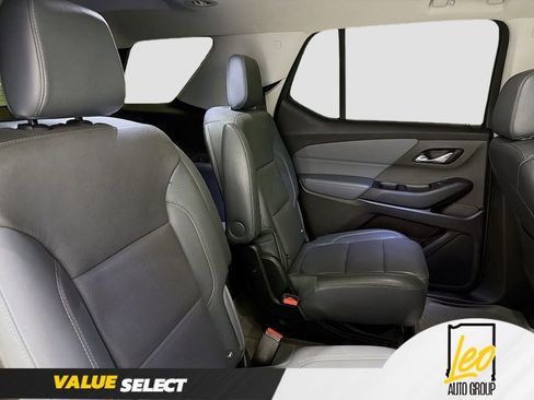 Used 2018 Chevrolet Traverse Premier AWD/4WD image 30