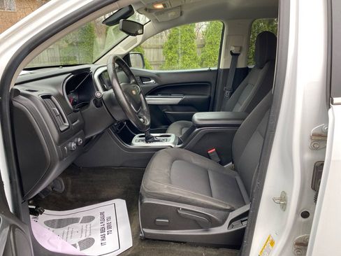 Used 2015 Chevrolet Colorado LT w/ LT Convenience Package image 9