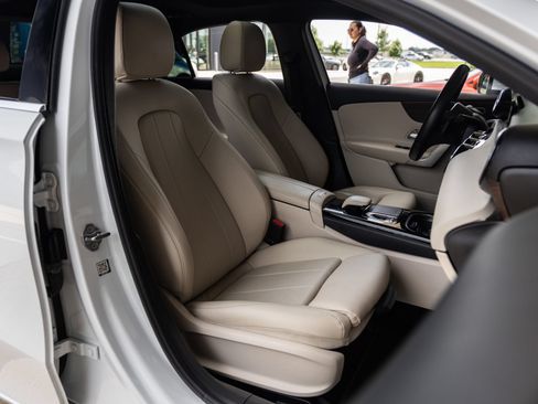 Used 2019 Mercedes-Benz A 220 image 37