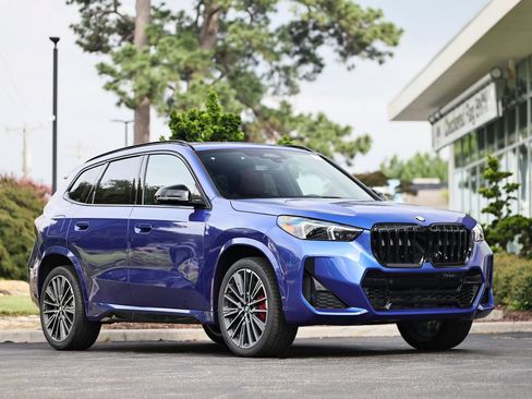 New 2026 BMW X1 xDrive28i w/ Technology Package AWD/4WD image 1