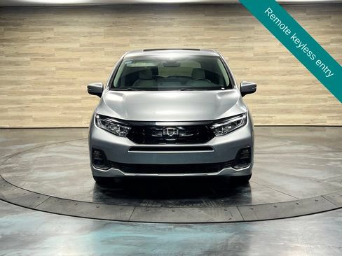 Used 2025 Honda Odyssey EX-L image 5