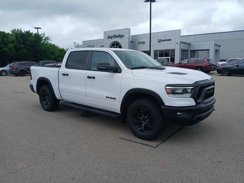 Used 2024 RAM 1500 Rebel w/ Rebel Level 2 Equipment Group AWD/4WD image 2