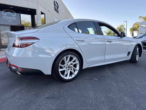 Used 2022 Genesis G70 2.0T image 11