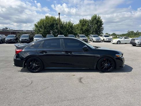 Used 2023 Honda Civic Sport image 4