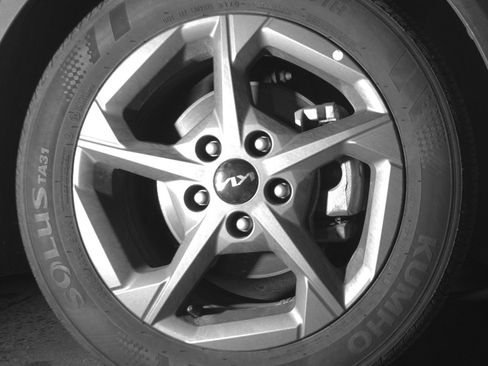 Used 2025 Kia K4 FWD image 13