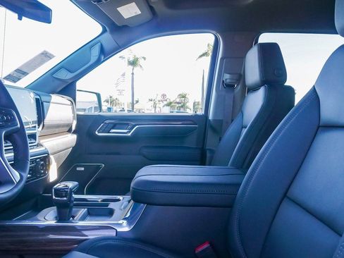 New 2026 Chevrolet Silverado 1500 LT Trail Boss w/ Convenience Package II image 17