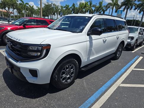 Certified 2025 Ford Expedition Max Active AWD/4WD image 2