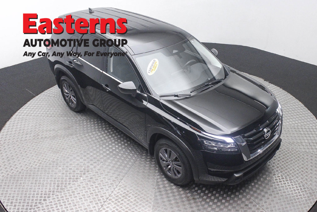 Used 2023 Nissan Pathfinder S AWD/4WD image 4