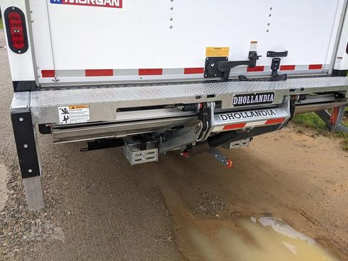 Used 2025 Isuzu NQR RWD image 4
