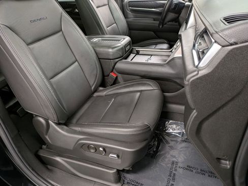 Used 2022 GMC Yukon Denali AWD/4WD image 29