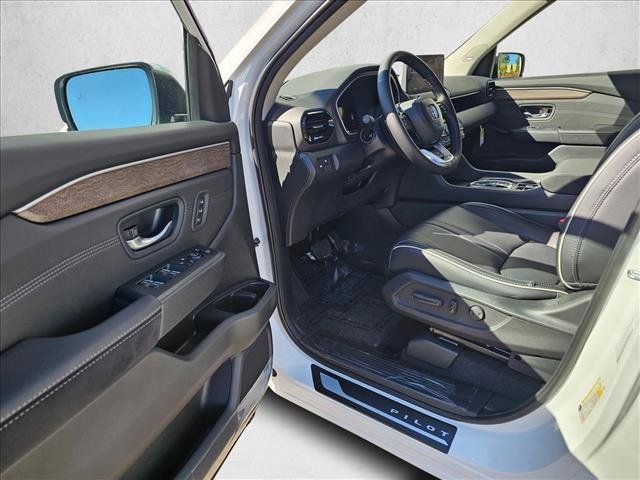 New 2026 Honda Pilot Elite image 14