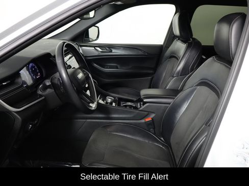 Used 2022 Jeep Grand Cherokee L Laredo AWD/4WD image 14