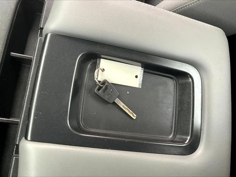 Used 2014 Chevrolet Silverado 1500 W/T RWD image 31