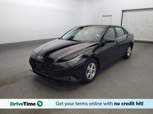 Used 2023 Hyundai Elantra SE FWD image 1