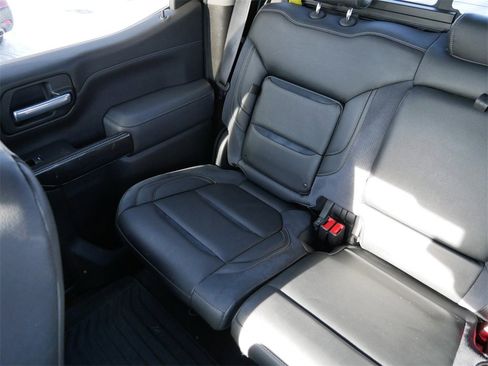 Used 2021 GMC Sierra 1500 Elevation w/ Preferred Package image 16