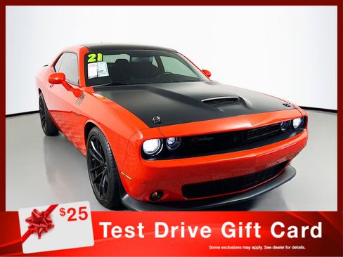 Used 2021 Dodge Challenger R/T Scat Pack w/ T/A Package image 1