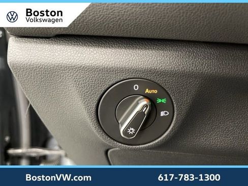 New 2026 Volkswagen Jetta SE FWD image 20