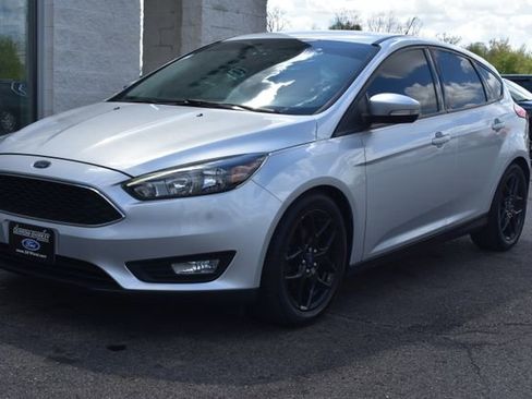 Used 2016 Ford Focus SE w/ Equipment Group 201A FWD image 15