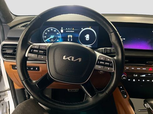 Used 2023 Kia Telluride SX Prestige X-Line AWD/4WD image 11