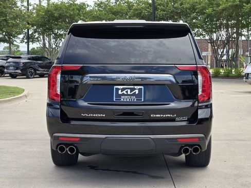 Used 2023 GMC Yukon Denali Ultimate AWD/4WD image 13