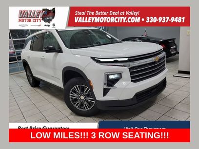 Used 2024 Chevrolet Traverse LT
