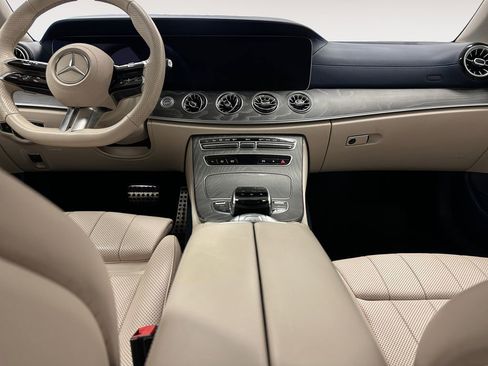 Used 2023 Mercedes-Benz E 450 4MATIC Cabriolet image 16