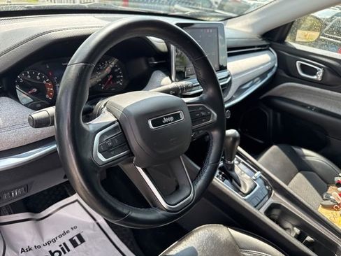 Used 2022 Jeep Compass Latitude w/ Sun and Sound Group image 32