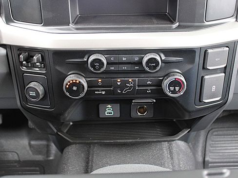 Used 2024 Ford F250 XL image 21