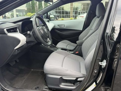 Used 2026 Toyota Corolla SE w/ SE Package FWD image 16