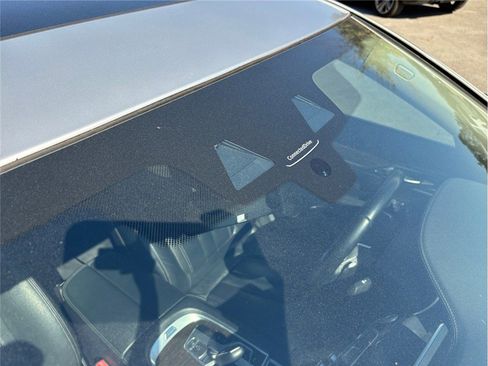 Used 2019 BMW 740i image 12