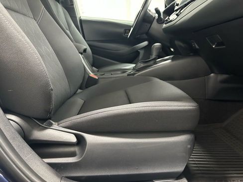 Used 2025 Toyota Corolla LE w/ LE Premium Package image 55