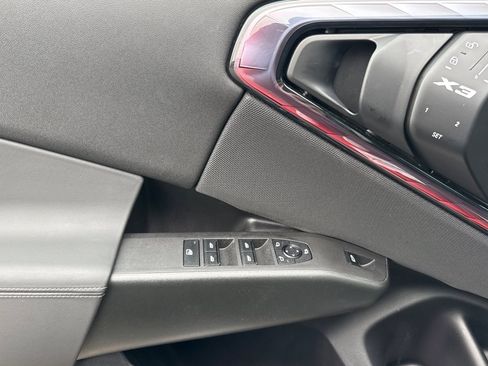 Used 2025 BMW X3 xDrive30i w/ Premium Package image 12