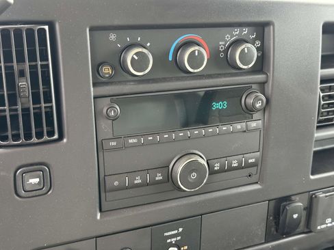 New 2025 Chevrolet Express 3500 w/ Power Convenience Package image 8
