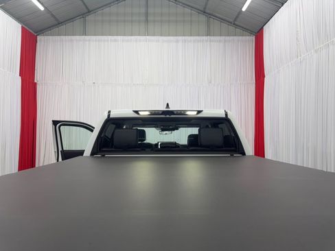 Used 2024 Toyota Tundra Limited AWD/4WD image 26