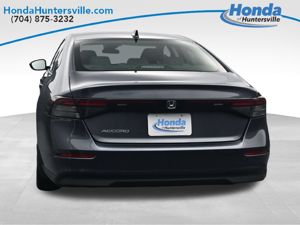 Used 2025 Honda Accord SE image 7