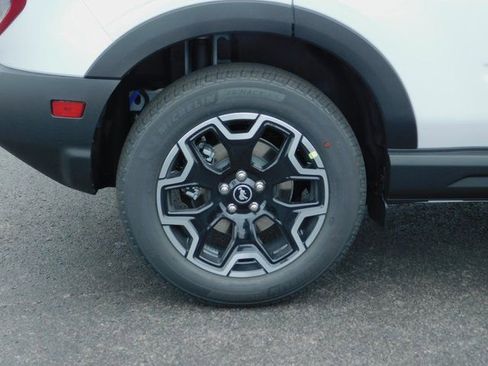 New 2025 Ford Bronco Sport Outer Banks w/ Outer Banks Tech Package+ image 11