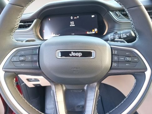 New 2025 Jeep Grand Cherokee L Limited w/ MOPAR Finishing Package image 13