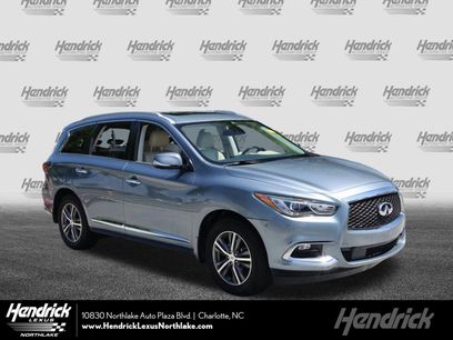 Used 2019 INFINITI QX60 Luxe w/ Essential Package