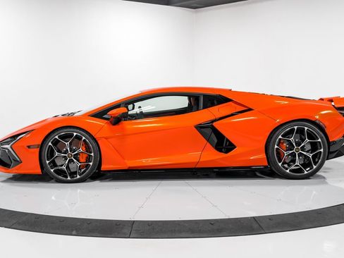 Used 2024 Lamborghini Revuelto AWD/4WD image 6
