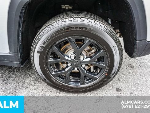 Used 2025 Jeep Grand Cherokee Altitude AWD/4WD image 16