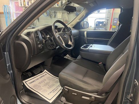 Used 2011 GMC Sierra 1500 SLE w/ Power Tech Package image 5