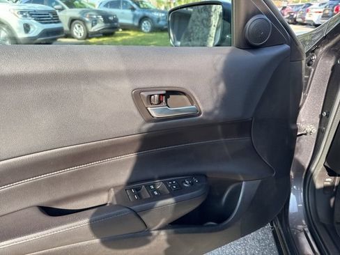 Used 2019 Acura ILX FWD image 25