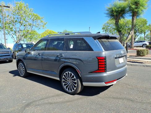 New 2026 Hyundai Palisade Calligraphy FWD image 4