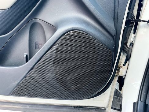 Used 2024 Subaru Forester Premium image 18