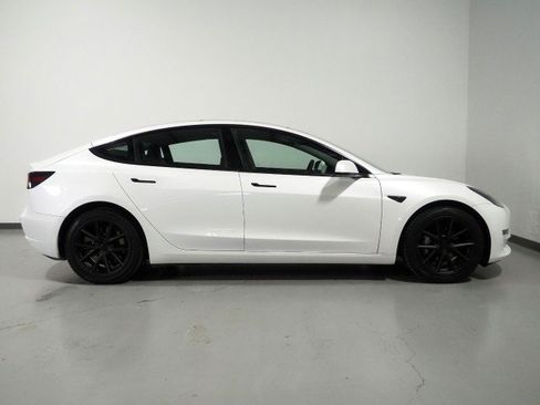 Used 2023 Tesla Model 3 RWD image 5